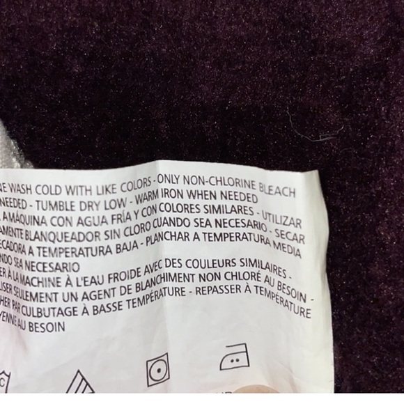 Gloria Vanderbilt Pull On Capris Beige 22W NWT - Picture 10 of 10